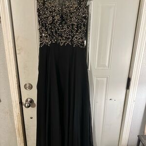 Elegant Black and Gold Women's Wedding Dress